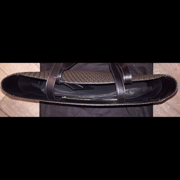 YSL Saint Laurent Leather Tote, MUSEUM BAG SHOULDER Bag - Picture 3 of 9